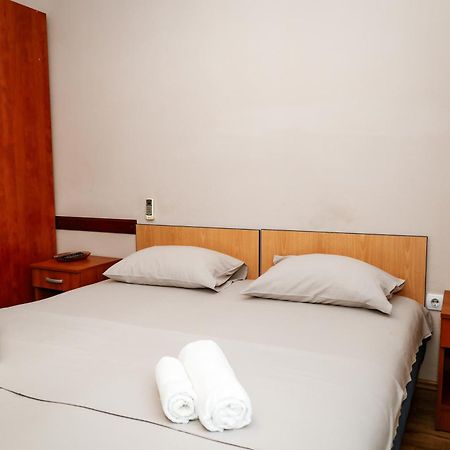 Apartments Djukic Tivat Luaran gambar