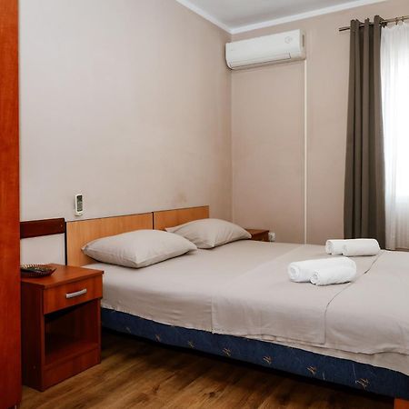 Apartments Djukic Tivat Luaran gambar