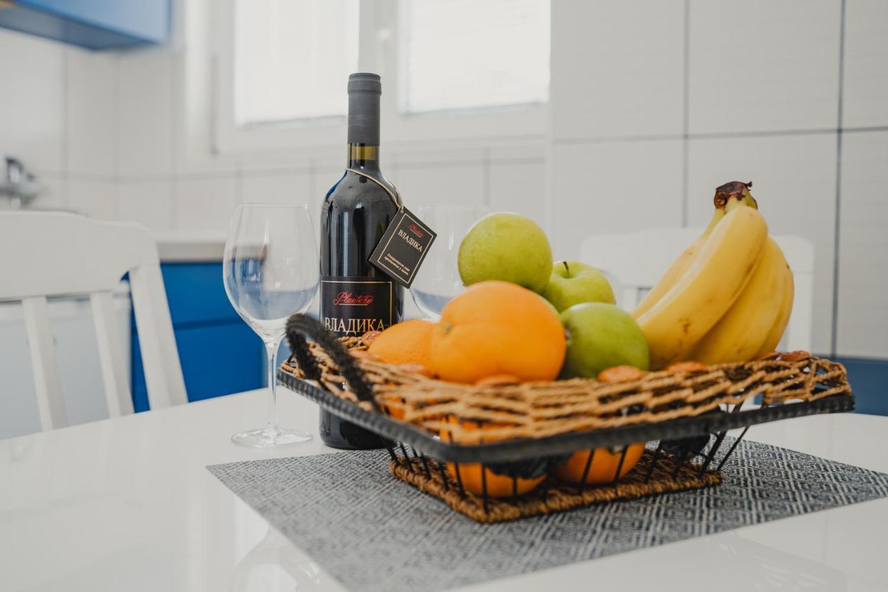 Apartments Djukic Tivat Luaran gambar