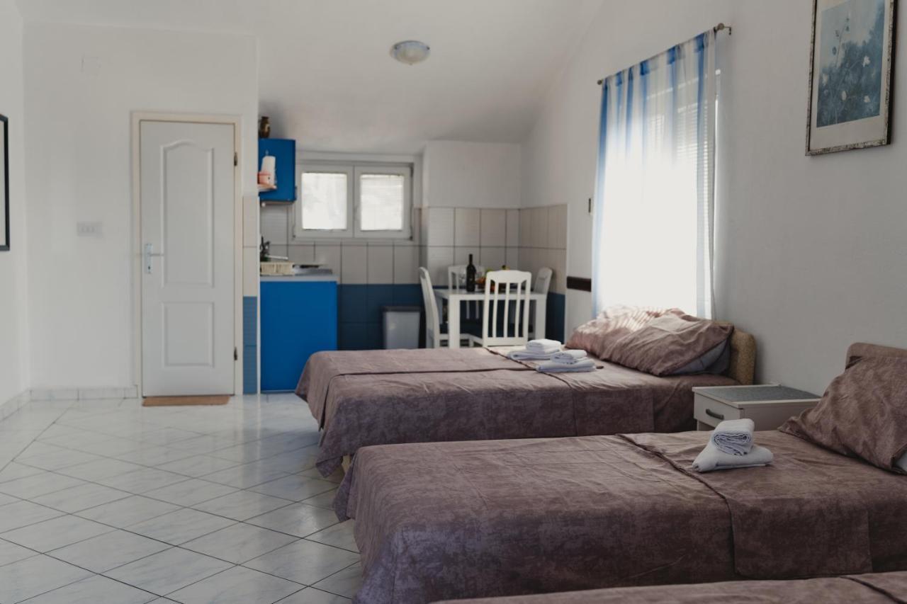 Apartments Djukic Tivat Luaran gambar