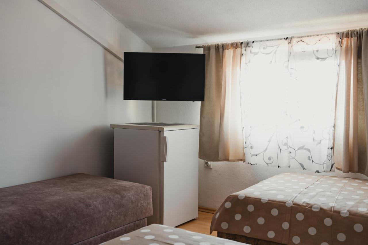 Apartments Djukic Tivat Luaran gambar