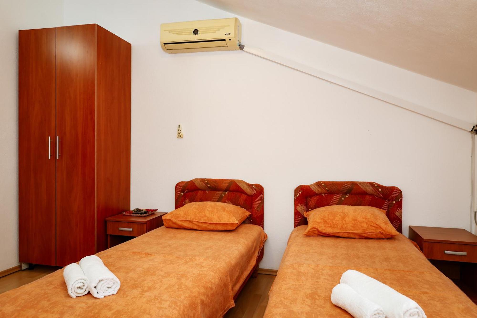 Apartments Djukic Tivat Luaran gambar
