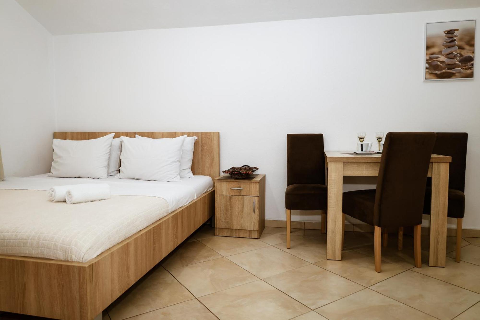 Apartments Djukic Tivat Luaran gambar