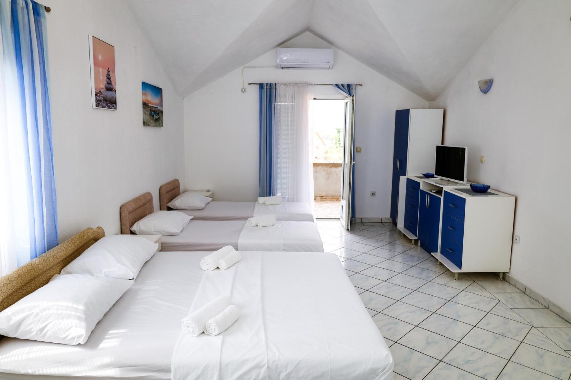 Apartments Djukic Tivat Luaran gambar