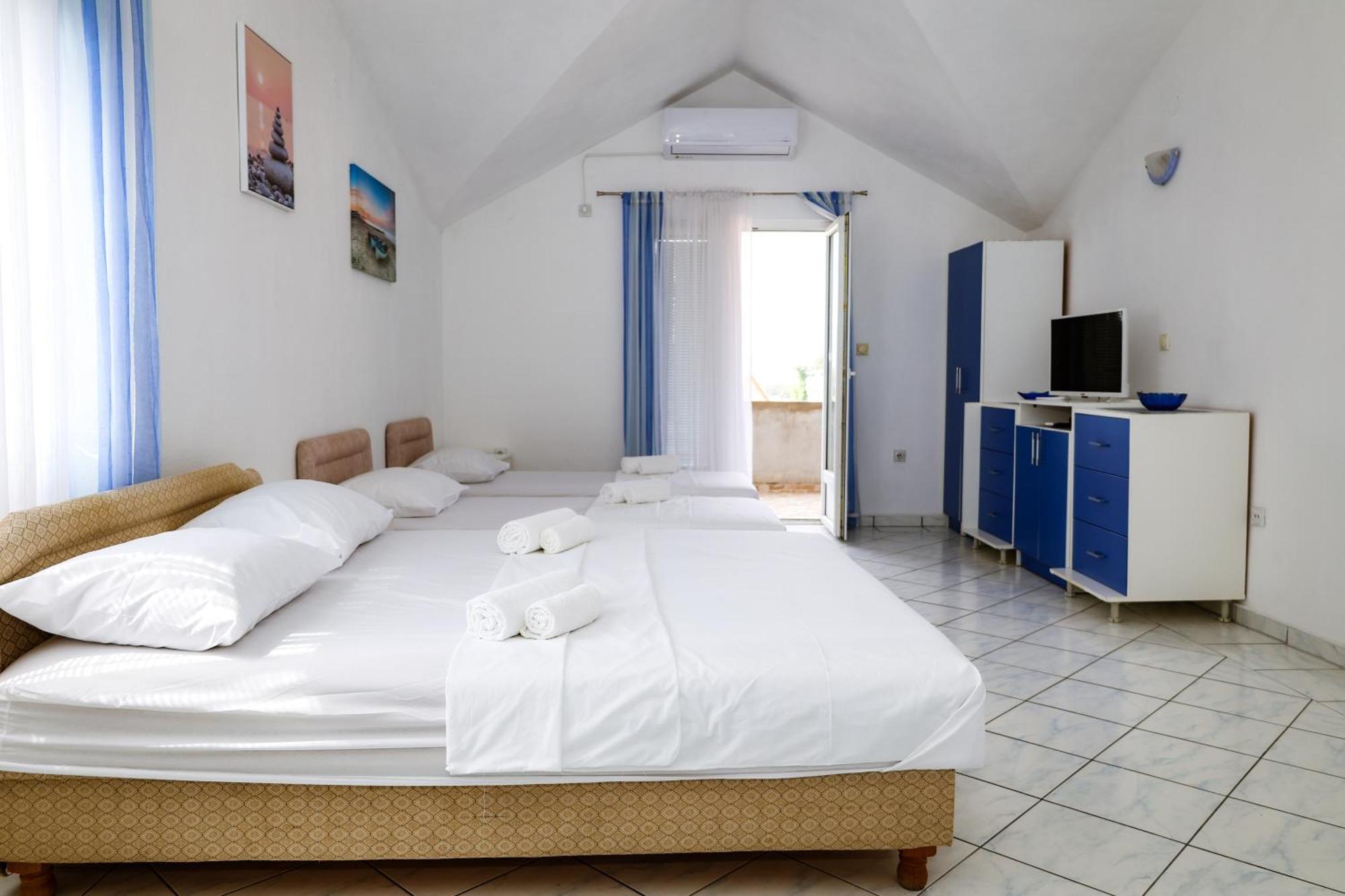 Apartments Djukic Tivat Luaran gambar